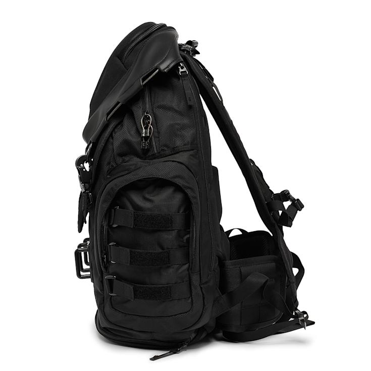 Buy Oakley Kitchen Sink Backpack in black | 92060A-013 at