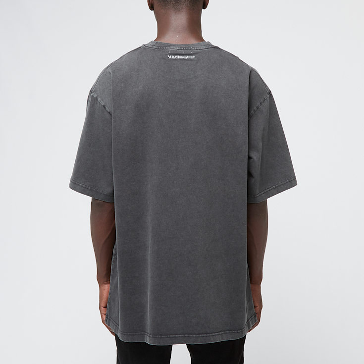 【A BATHING APE】GARMENT DYE RELAXED FIT TEE 要在庫確認 GARMENT DYE SPRAY PRINT COLLEGE RELAXED FIT TEE（Tシャツ
