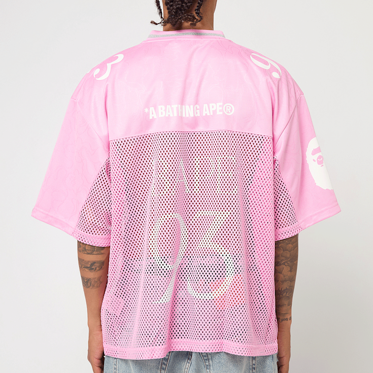 スケートボード BAPE LINE CAMO MULTILOGO RELAXED PINK LINE CAMO MULTI LOGO RELAXED FIT FOOTBALL JERSEY | bape.com