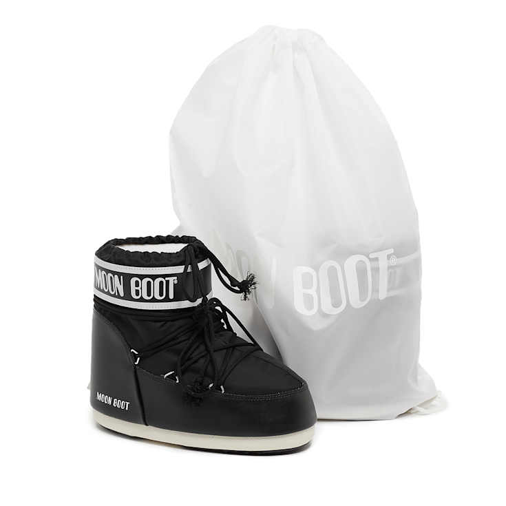 MOON BOOT　ICON LOW BLACK NYLON BOOTSブラック Moon Boot - Black Icon Low Nylon Snow Boots | Childrensalon