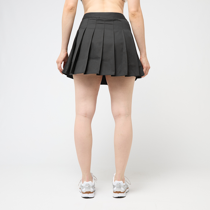 Buy New Era MLB New York Yankees Tennis Skirt in black Buy New Era MLB New York Yankees Tennis Skirt in black