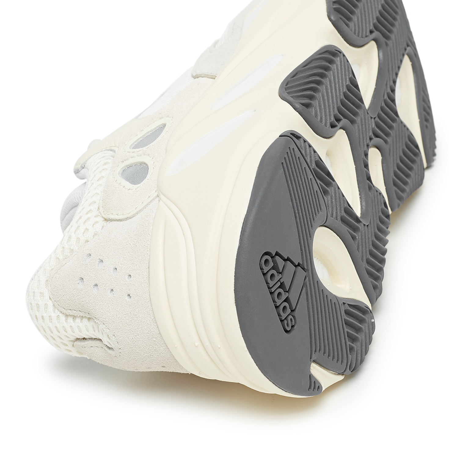 Yeezy 700 Consortium Yeezy Sneakersnstuff Sns Sneakersnstuff X