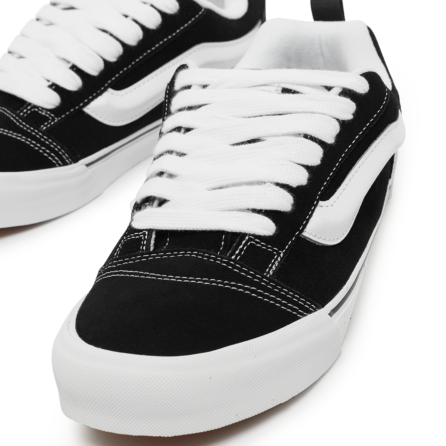 Buy Vans Knu Skool (GS) in schwarz | VN0009QC6BT1 at solebox