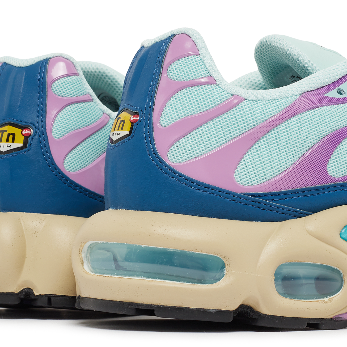 Buy Nike Wmns Air Max Plus in blue DZ3671-300 at solebox