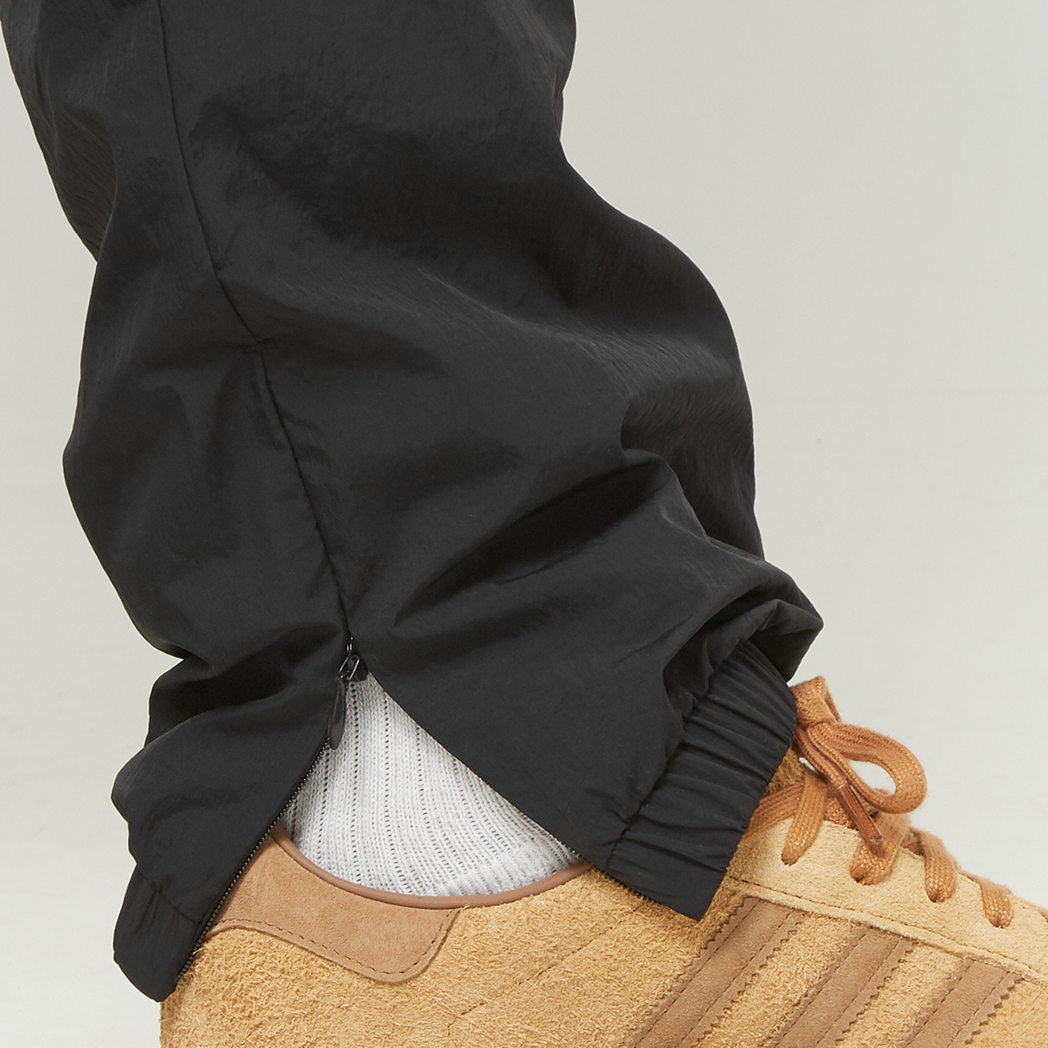 JJJJound Track Botom ジョウンド ナイロンパンツ M Tracksuit Bottom - Navy – JJJJound