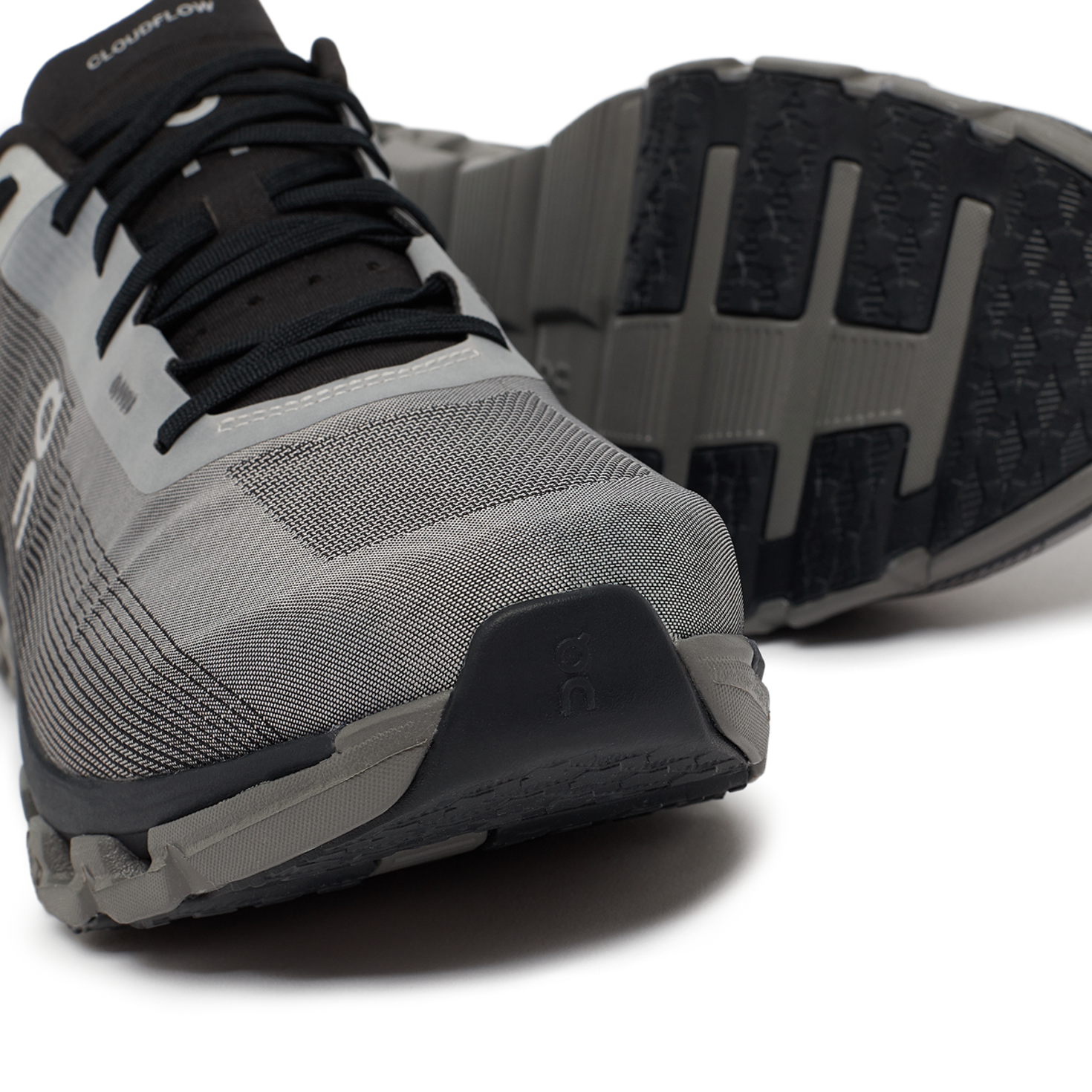 Buy On Cloudflow 4 Pad Exclusive in grey | 3MD30102325 at