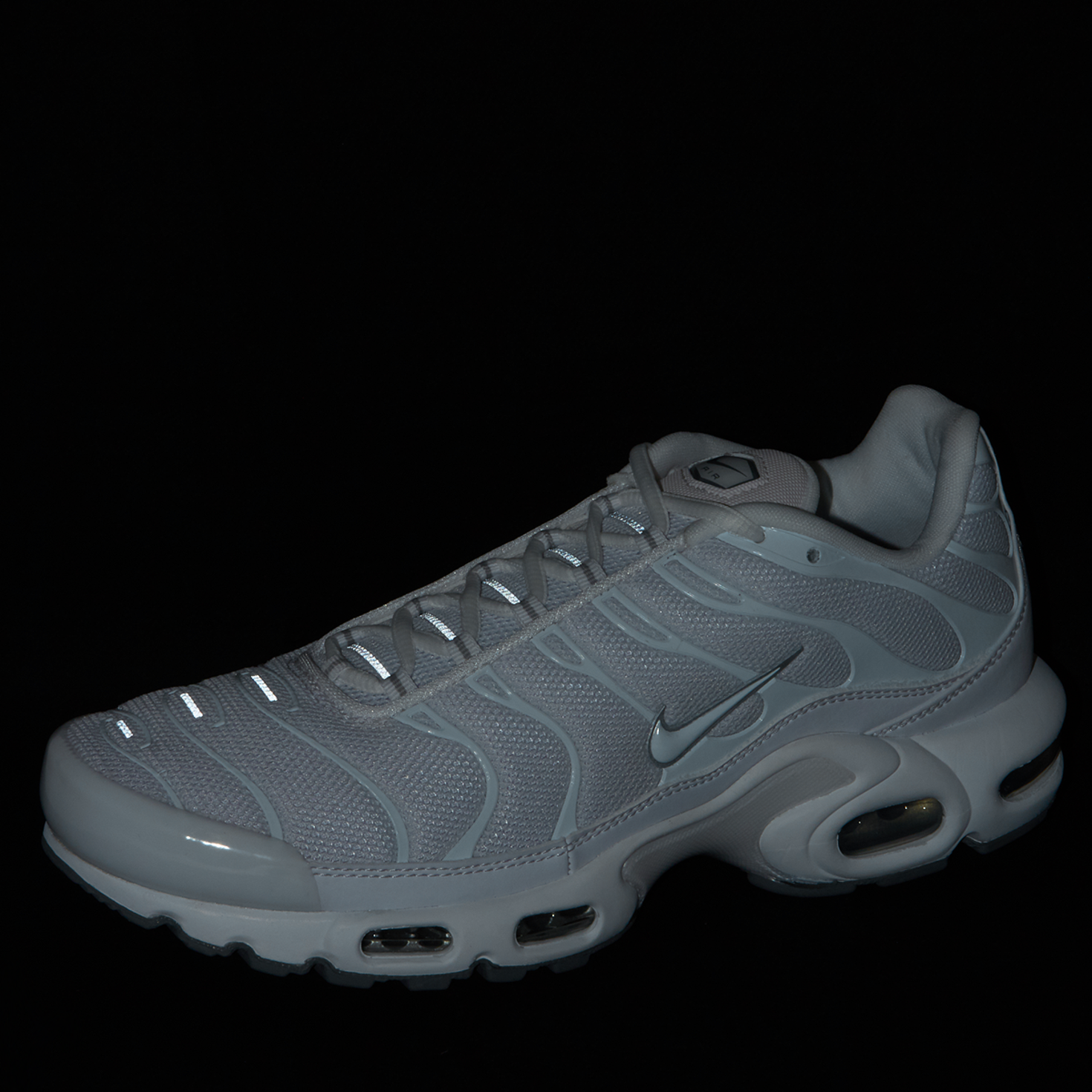 Buy Nike Air Max Plus in white | 604133-139 at solebox
