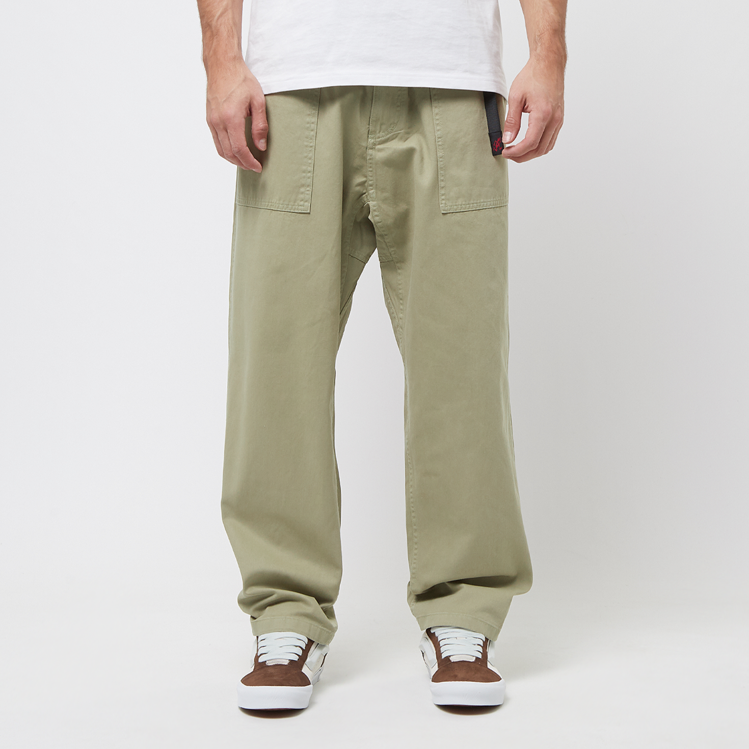 Buy Gramicci Loose Tapered Ridge Pant in groen | G114-OGT