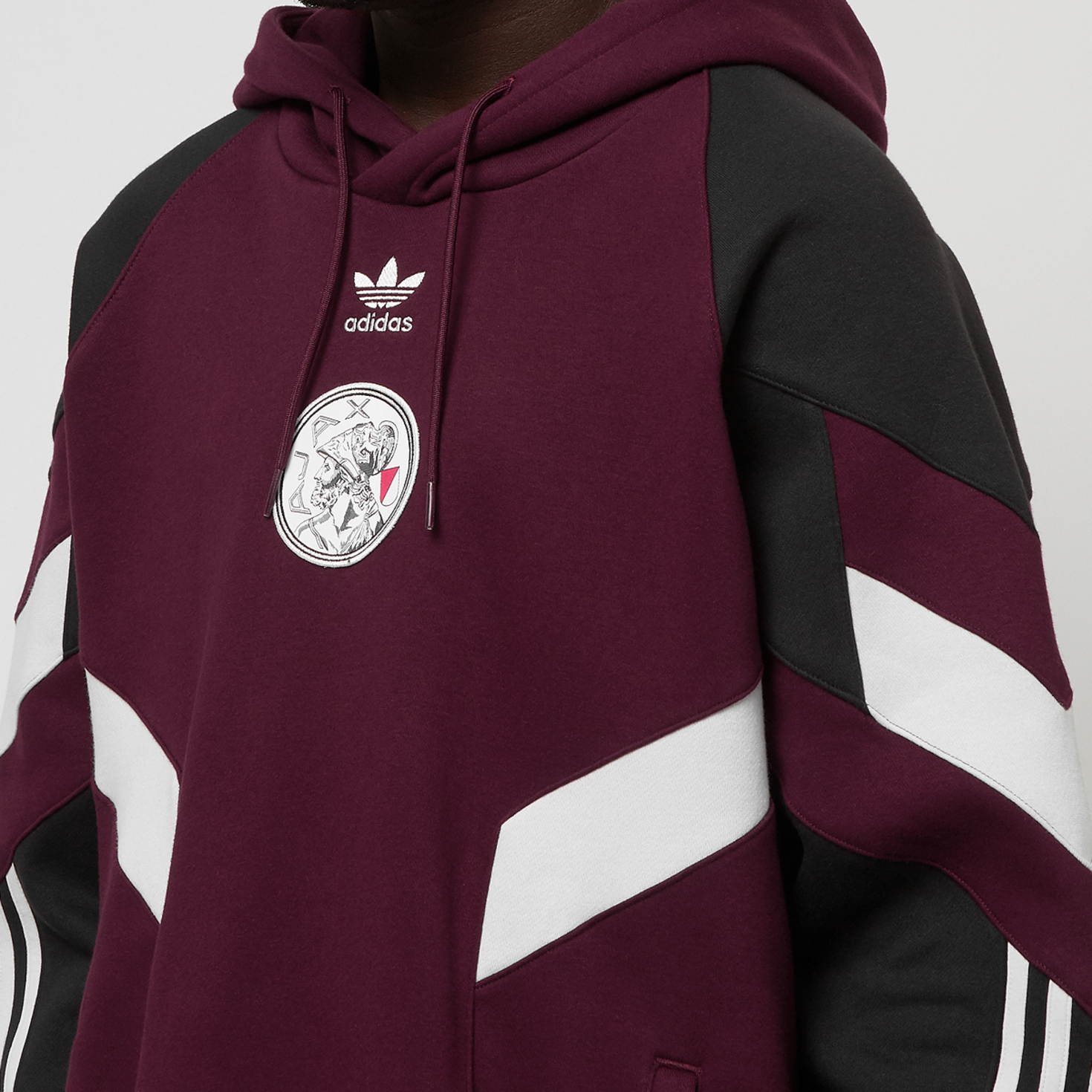 Buy adidas Originals Ajax Amsterdam OG Hoodie in rood IS6518 at