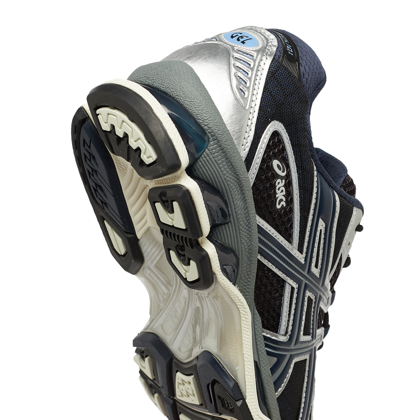 Buy ASICS SportStyle Gel-Nimbus in bleu 1203A543-003 at solebox