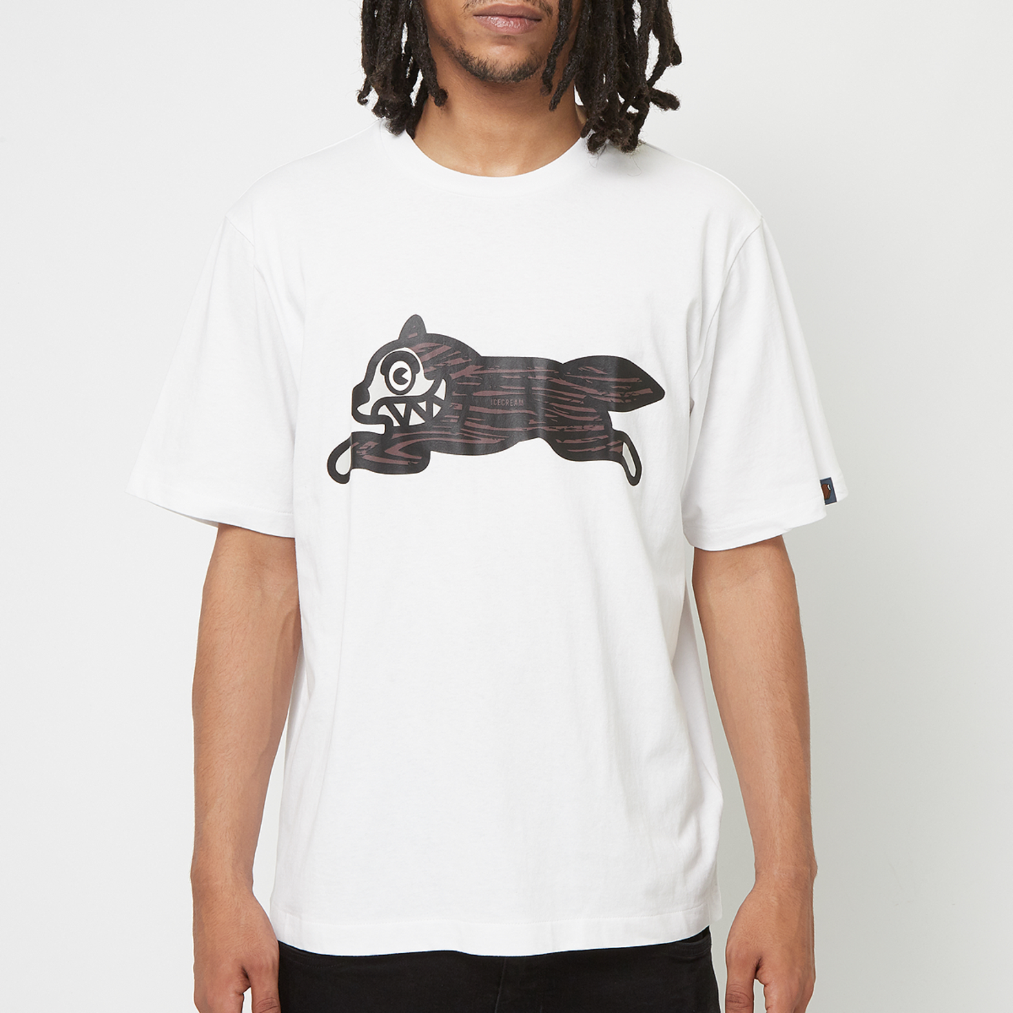 【関税込み】ICECREAM ホワイト Running Dog Tシャツ ICECREAM（アイスクリーム）の「COTTON T-SHIRT RUNNING DOG（T