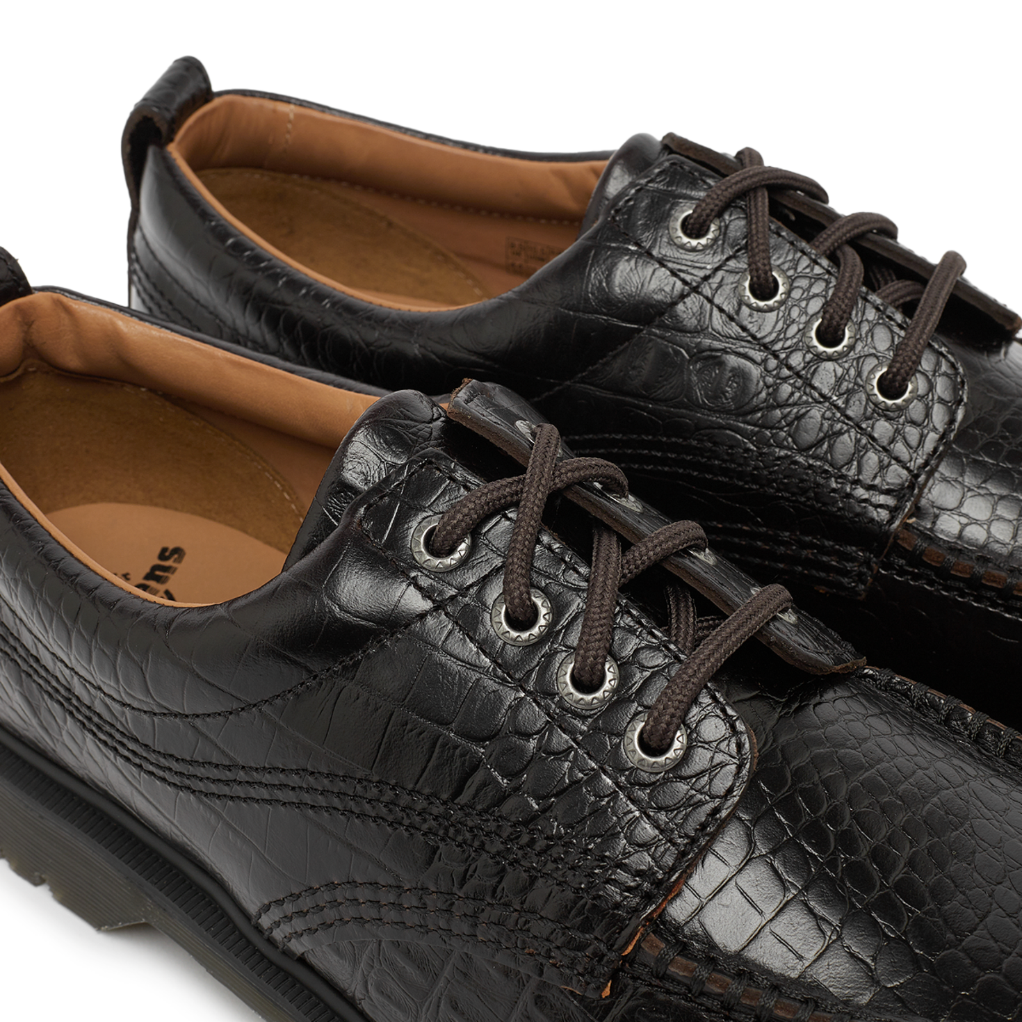 Buy Dr. Martens Lowell 4 Eye Shoe in brown | 41008200 at solebox