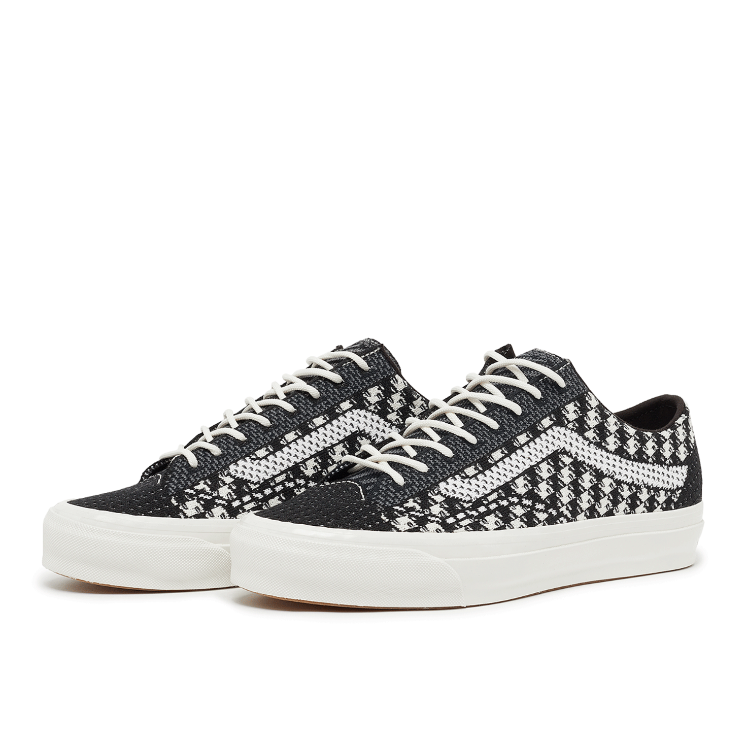 Buy Vans Premium Old Skool 36 Knit in black | VN000D8HHR01