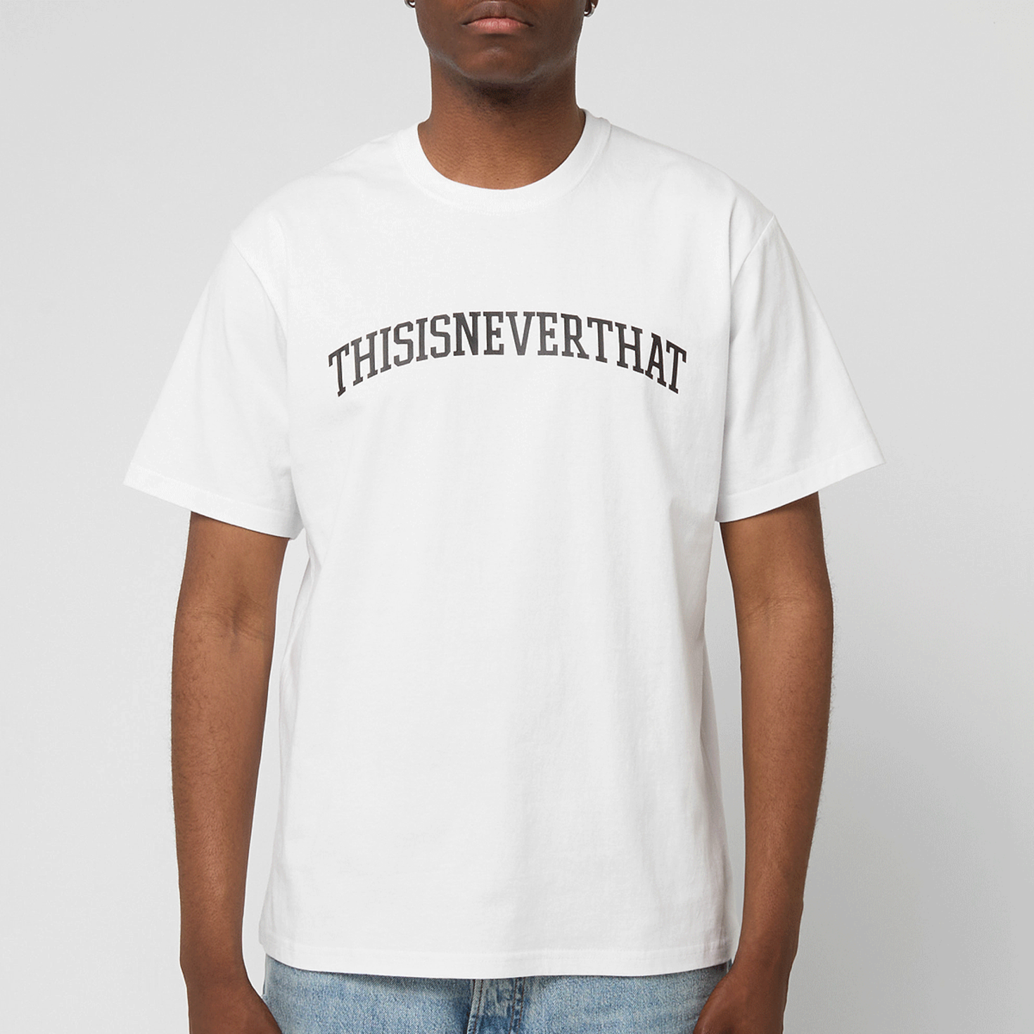 Buy thisisneverthat Arch-Logo Tee in white TN250TTSST07-WHT