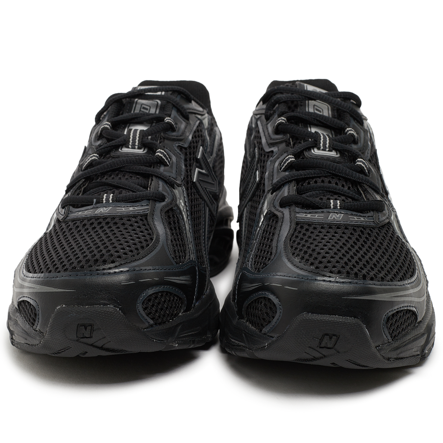 ◆超人気◆新賞 New Balance 740 Black 男女共用 U740BM2 New Balance 740 - U740BM2 | SNS - SNEAKERSNSTUFF