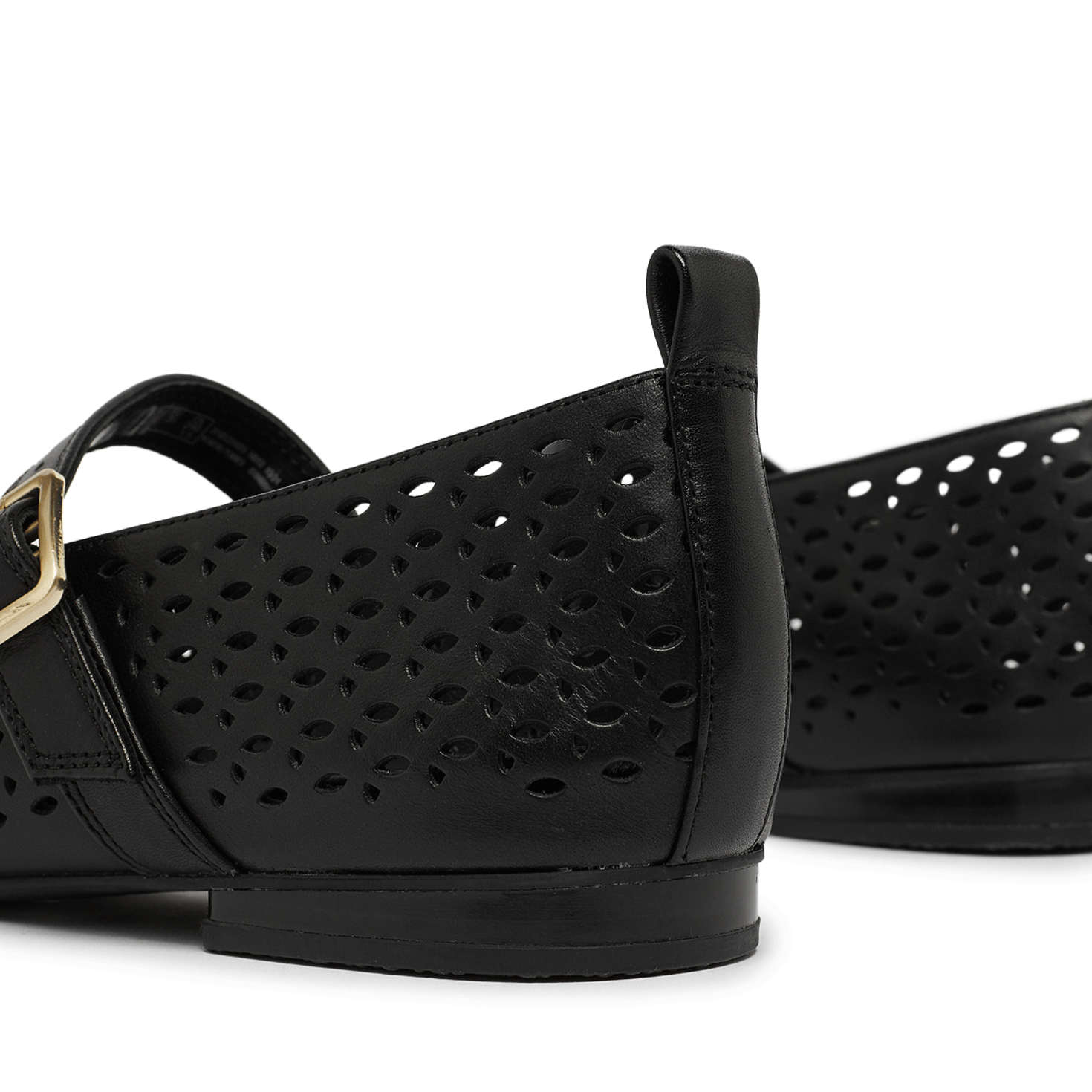 Buy Clarks Wmns Fawna Jane in black | 26181229 at solebox
