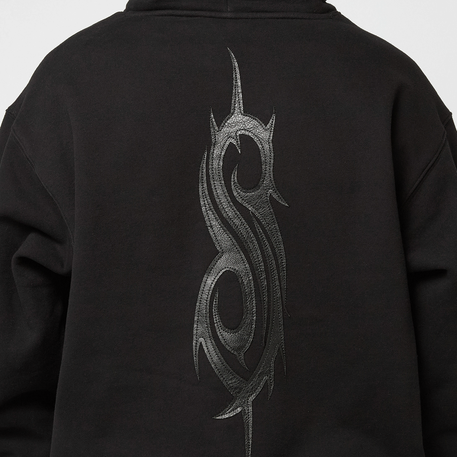 Buy Pleasures x Slipknot Debut Hoodie in black | P25SK001