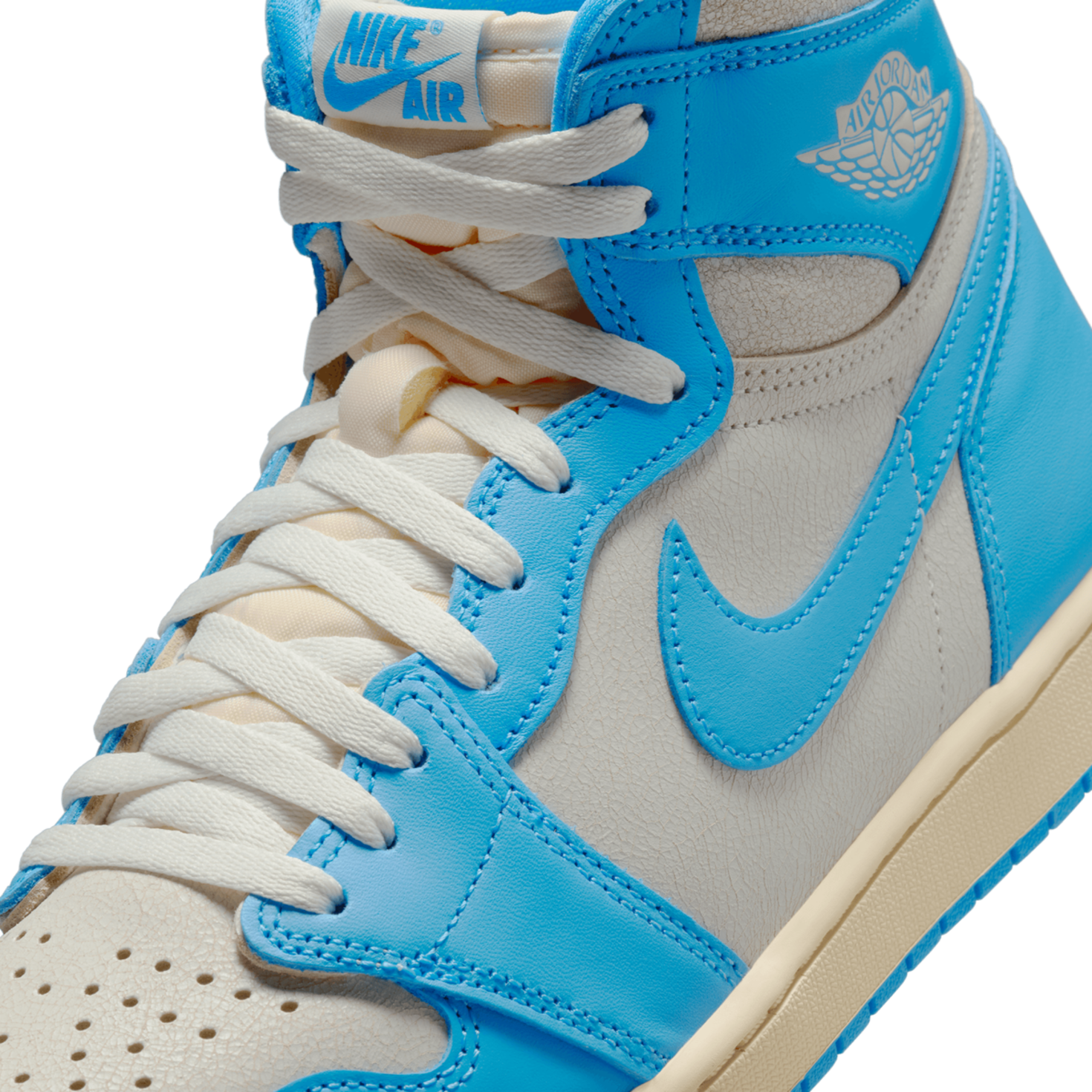 Buy Jordan Wmns Air Jordan 1 High OG „UNC Reimagined“ in white  