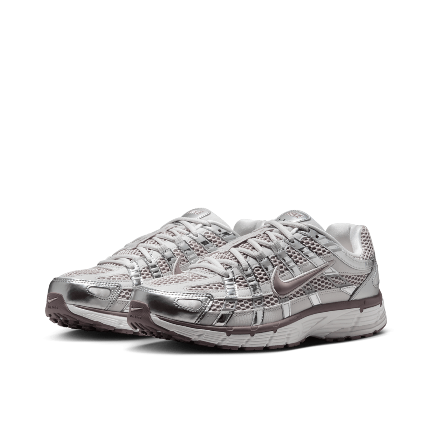 NIKE　P−6000 中古美品　26cm 2025年最新】nike p-6000 26の人気アイテム - メルカリ