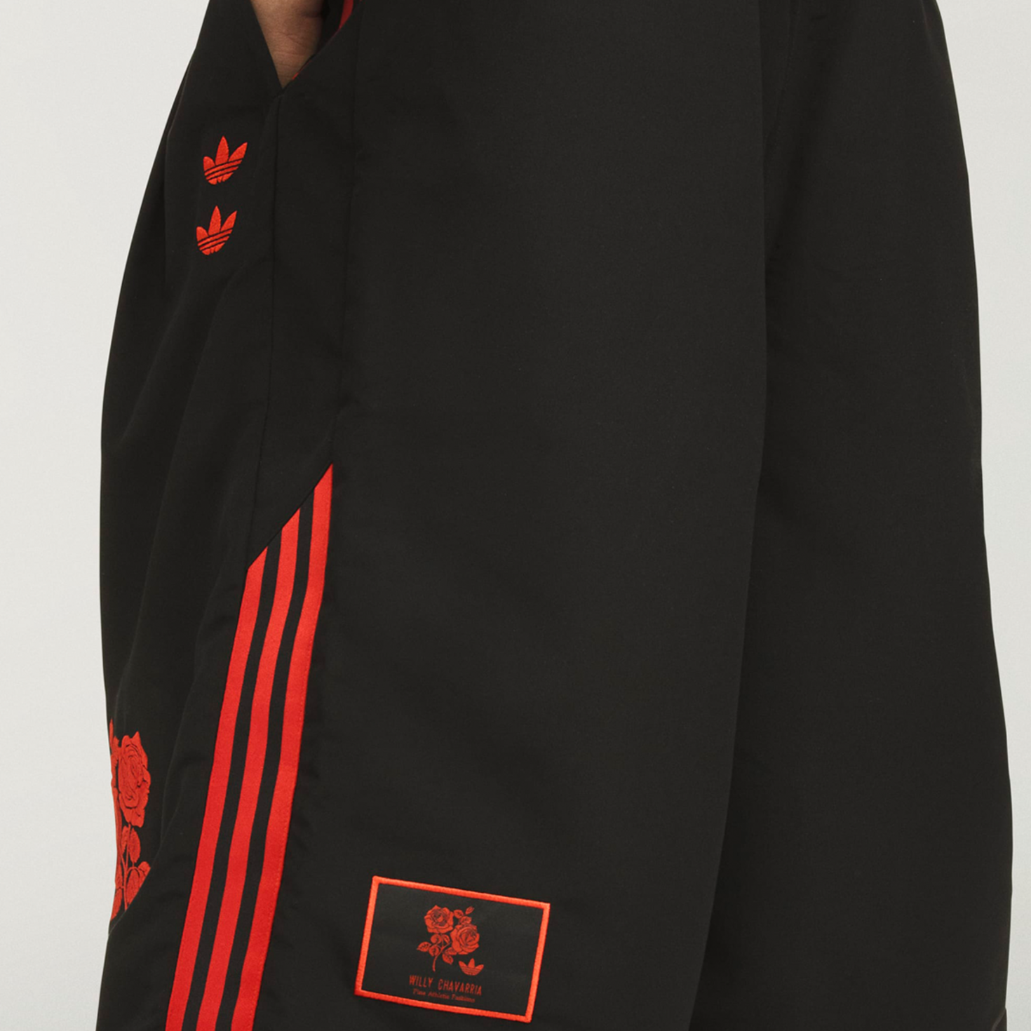 高評価のクリスマスプレゼント Chavarria Willy x Originals adidas Buy Short black in ジャケット・アウター