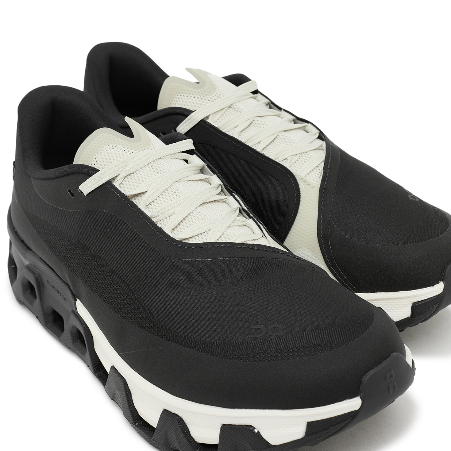 Buy On x PAF Cloudmonster Hyper in schwarz | 3MF30931043 at