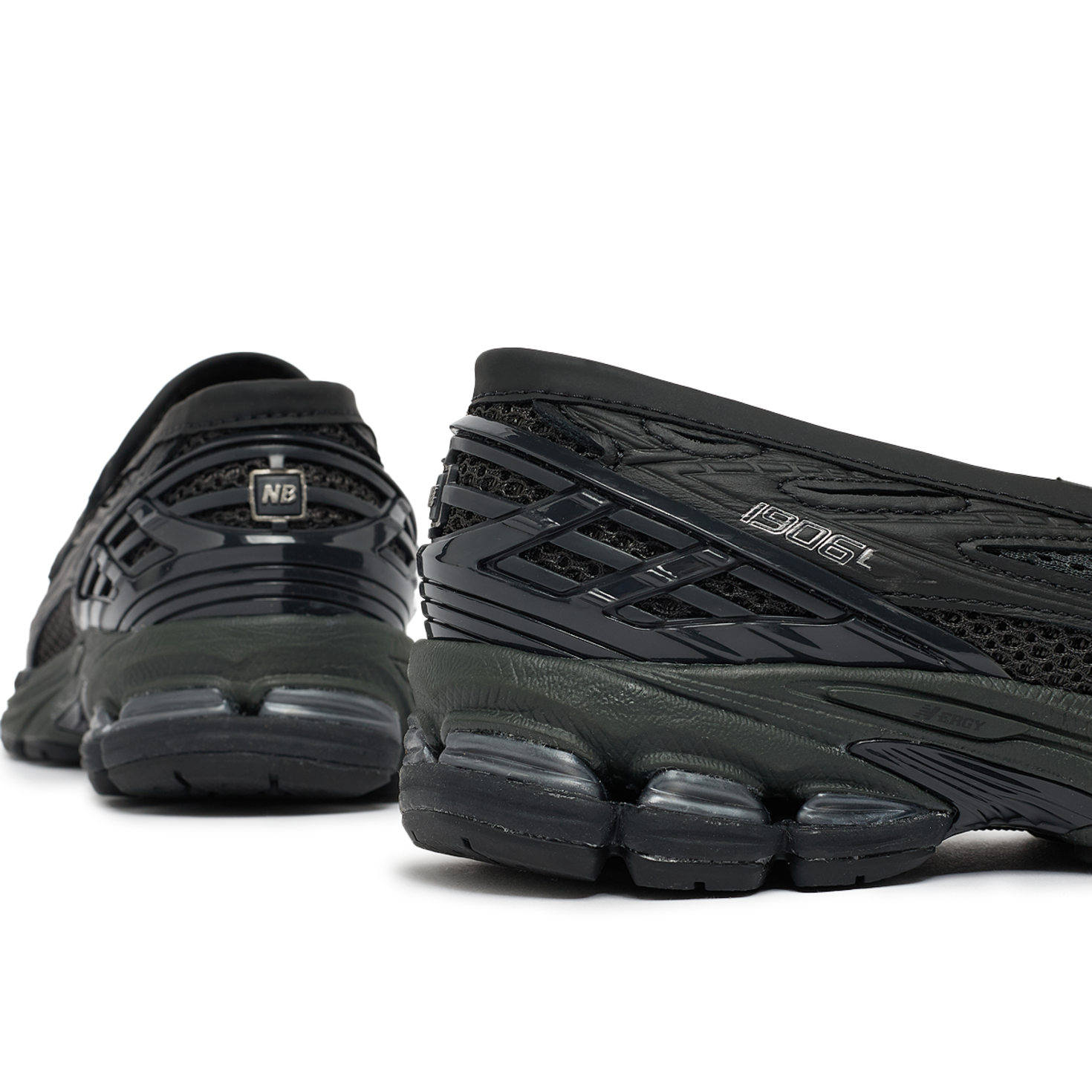 Buy New Balance Wmns 1906 (U1906LAI) in black | U1906LAI at solebox