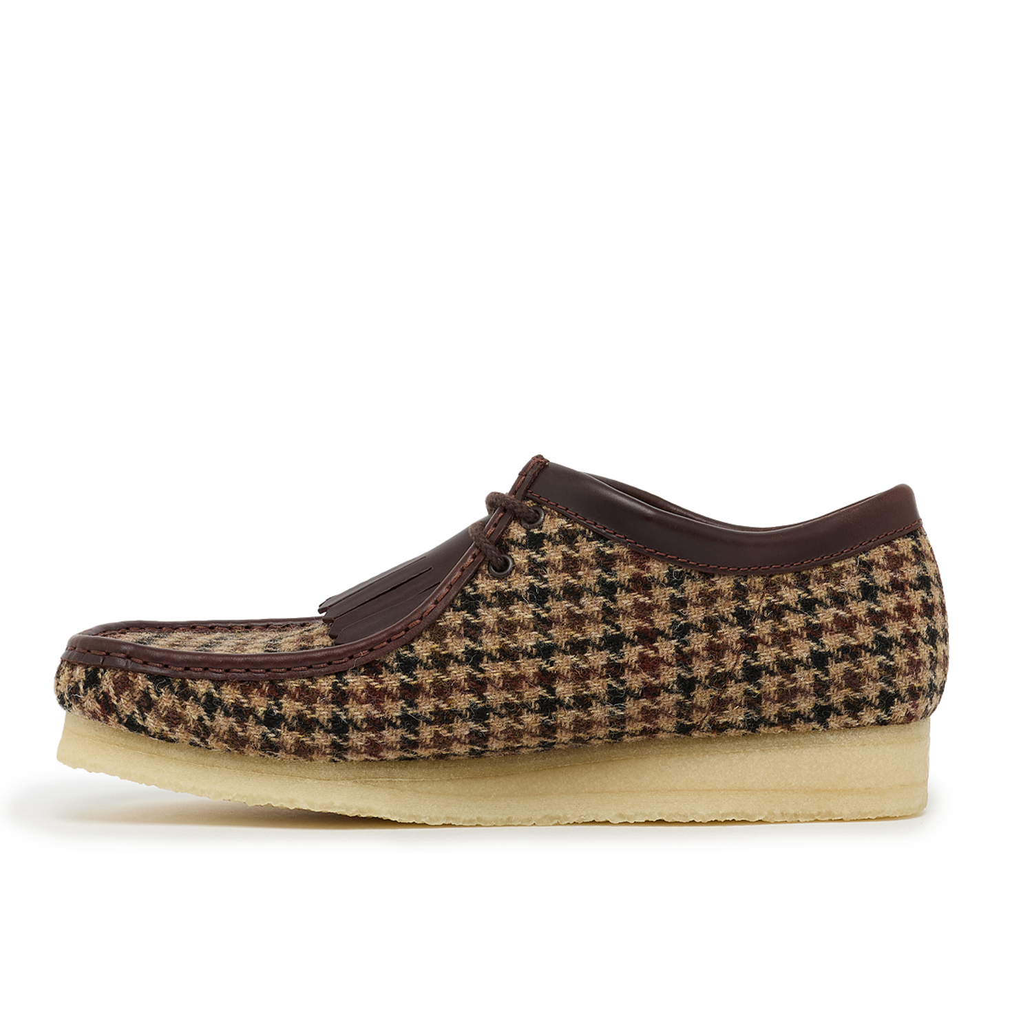 Buy Clarks Originals Wallabee Harris Tweed Pack in multicolor