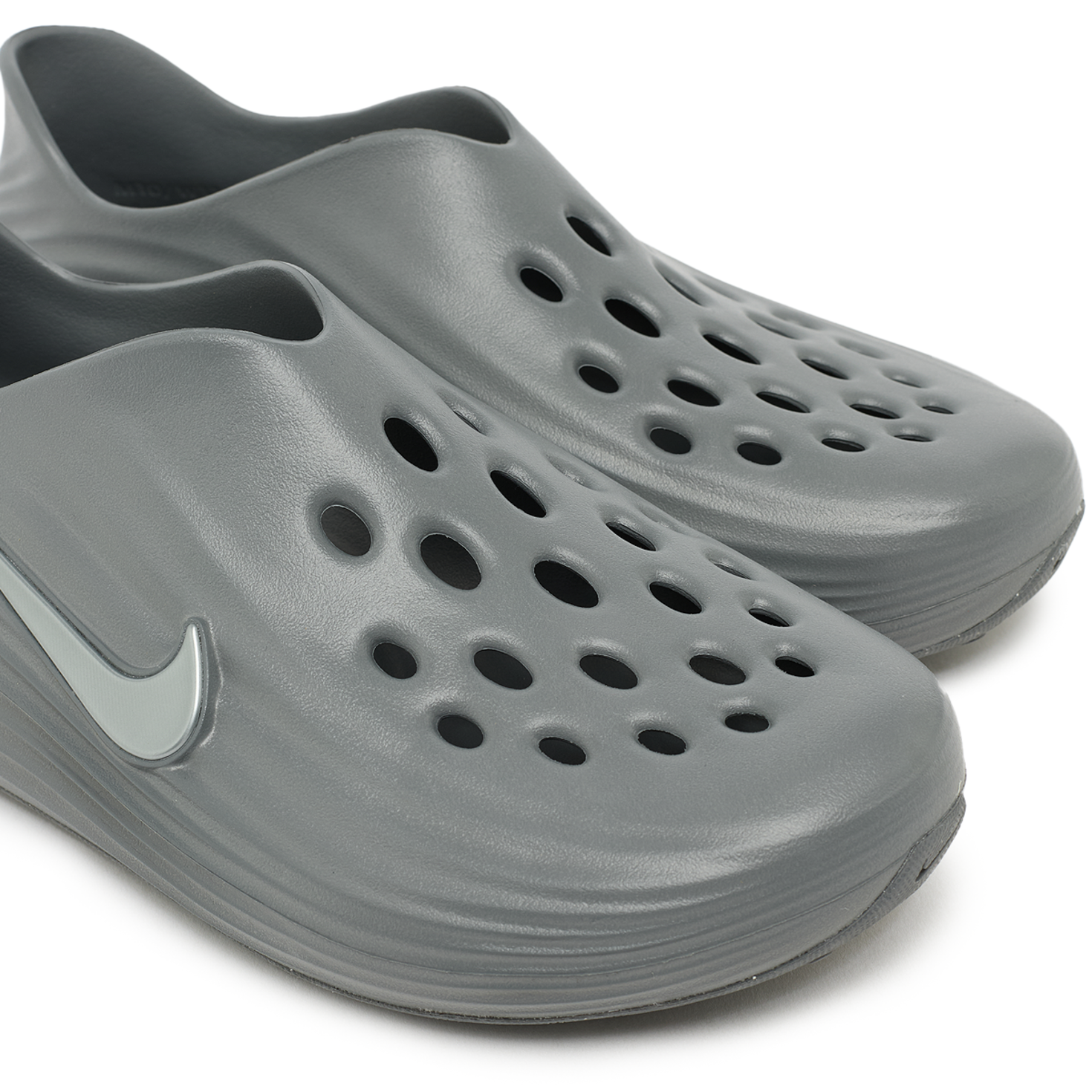 Nike ReactX Rejuven8 スリッポンサンダル 81/2グレー Nike ReactX Rejuven8 Smoke Gray – Newcop