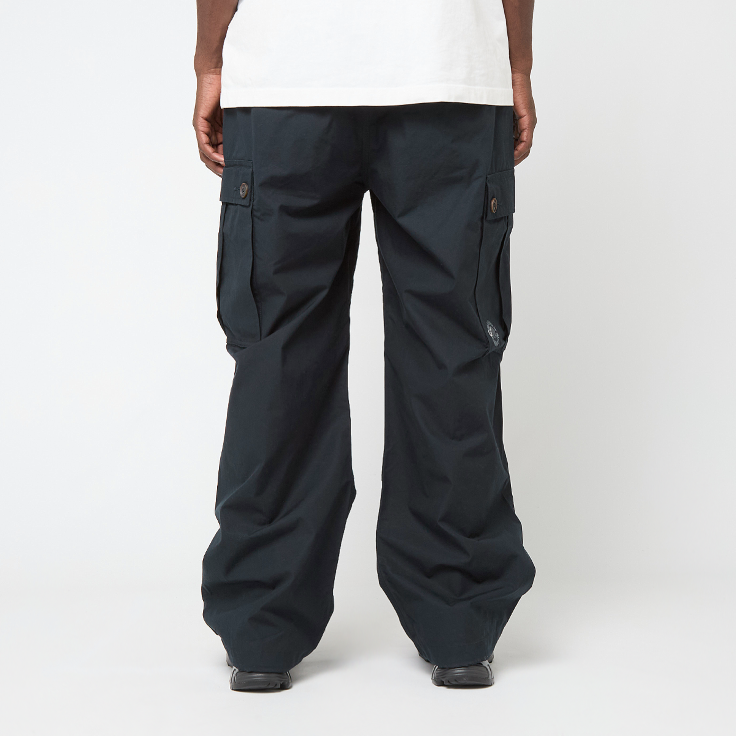 Buy Mammut x Nigel Cabourn Cotton Pants in blue | 1022-02840-00829