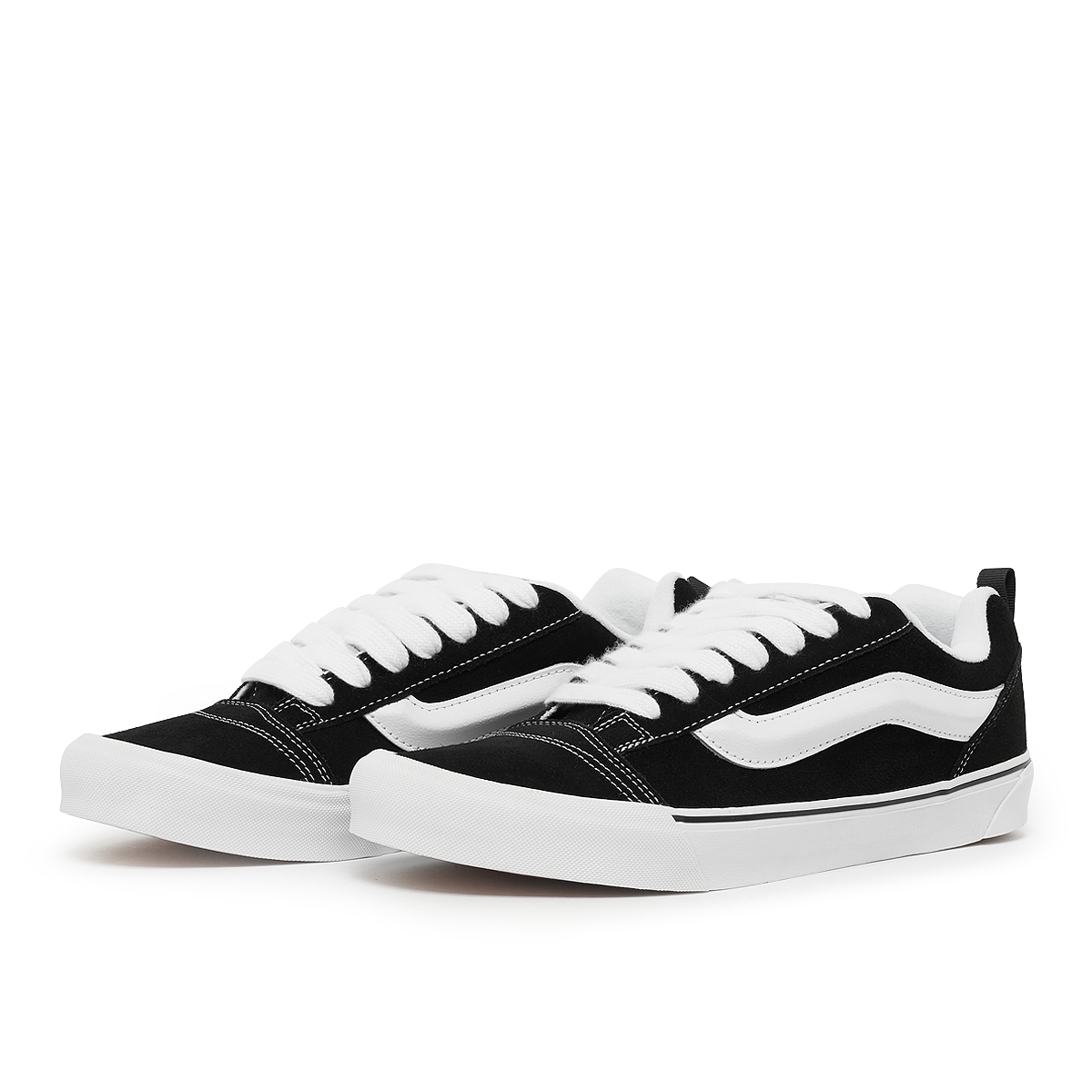 Buy Vans Knu Skool (GS) in black | VN0009QC6BT1 at solebox