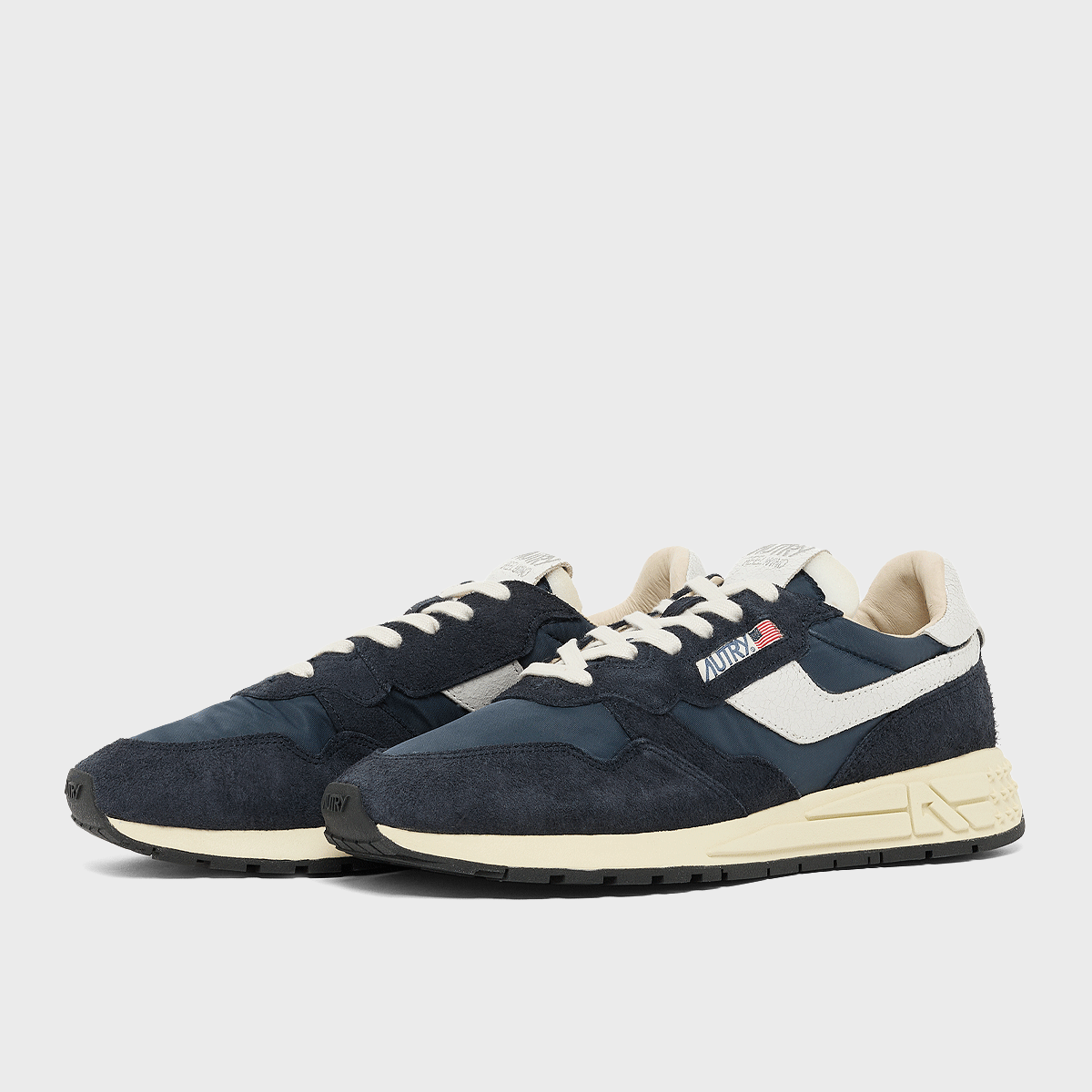 Buy Autry Reelwind Low Nylon in blauw | WWLMNC30 | solebox
