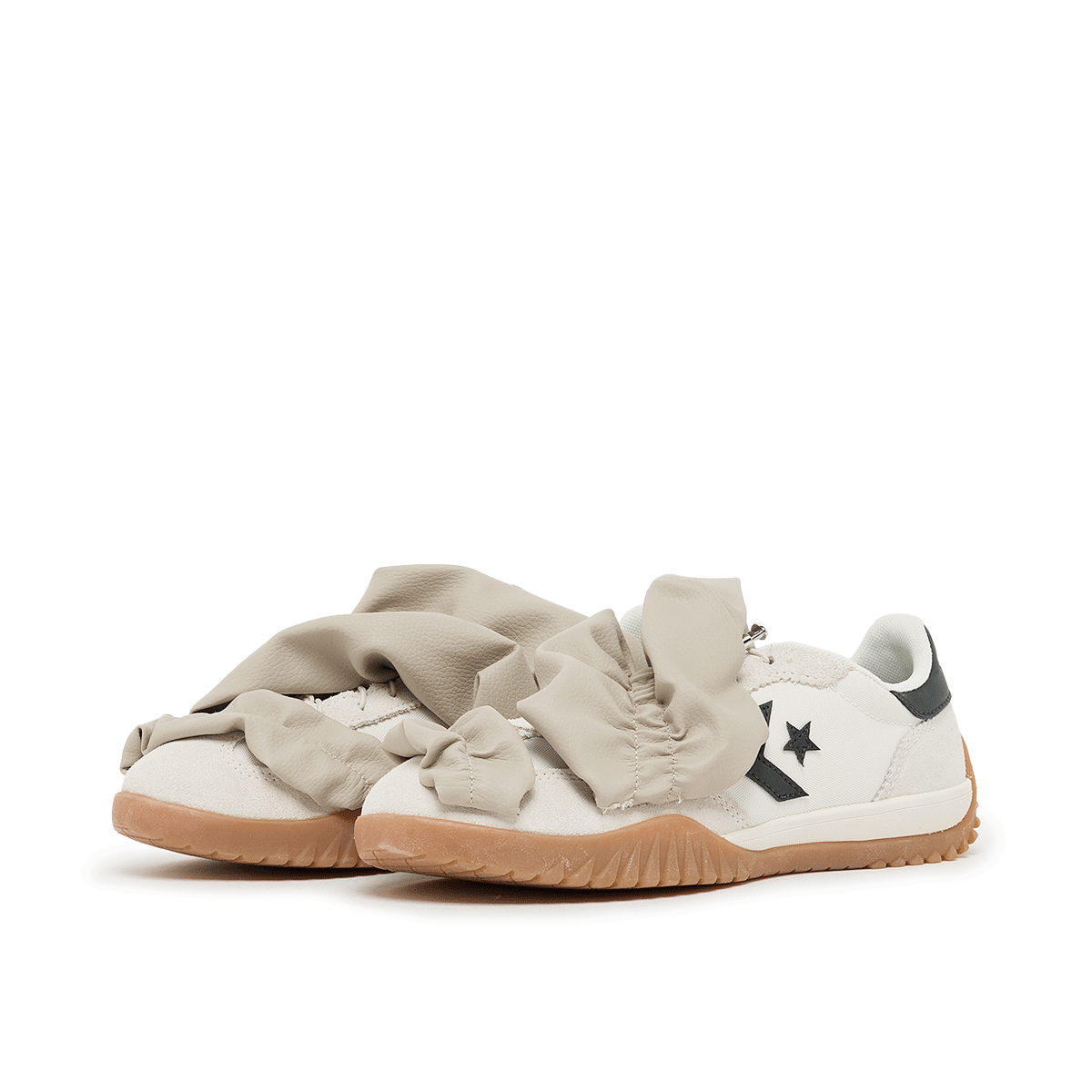 Buy Converse Wmns Run Star Trainer Ruffle in beige | A17732C | solebox