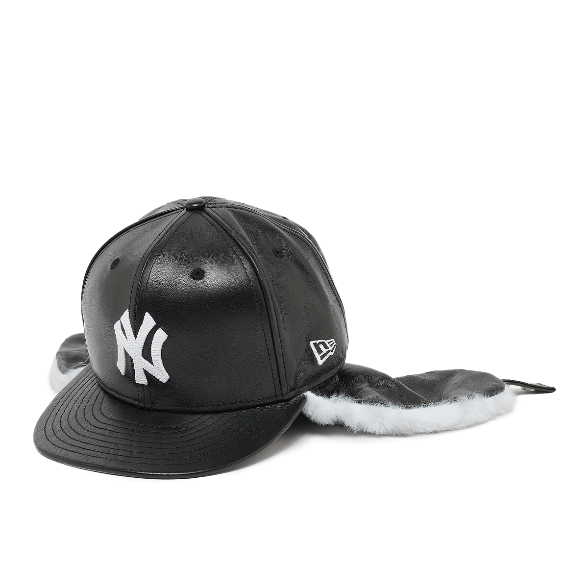 Buy New Era IMG Faux Fur Dogear 59fifty New York Yankees in black