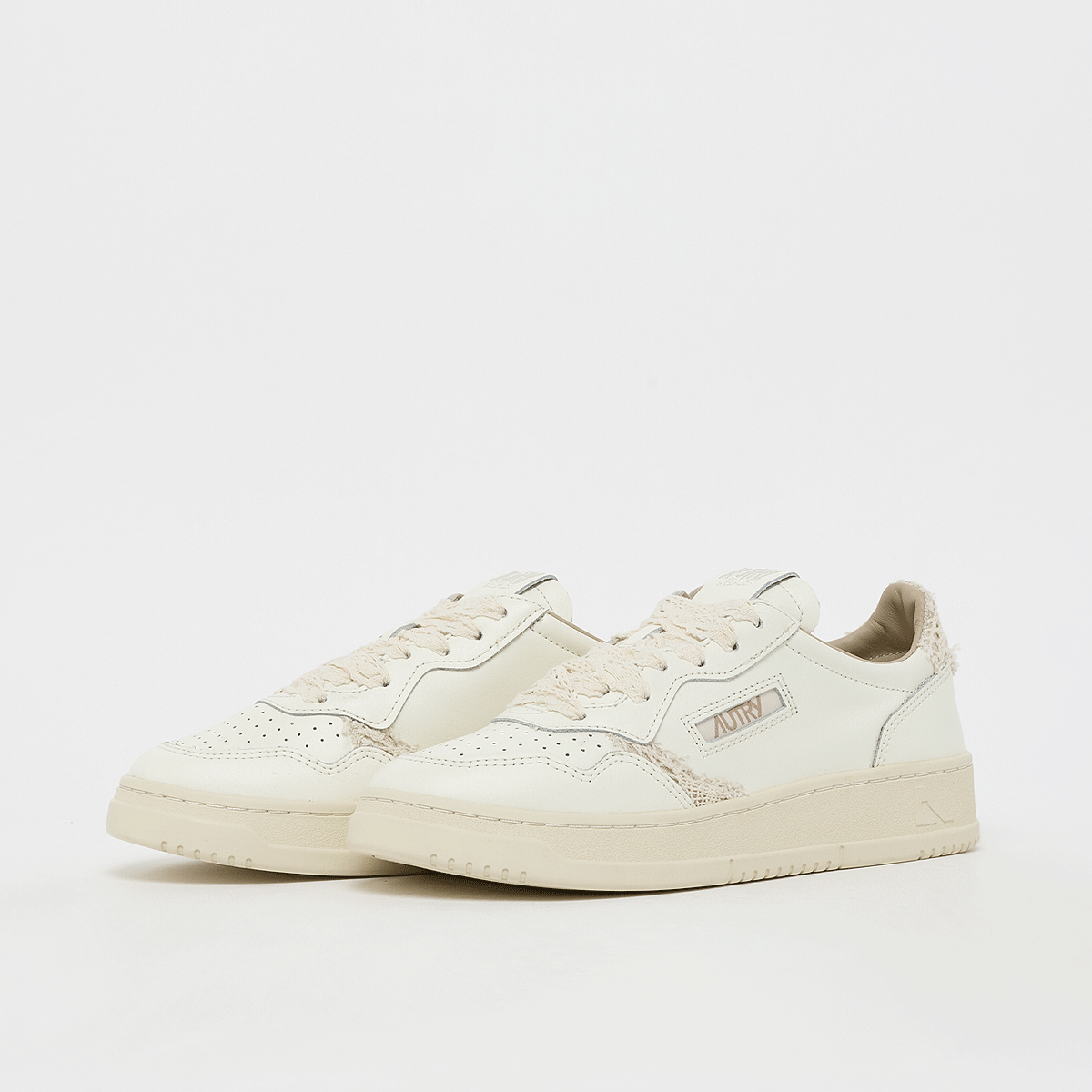 AUTRY MEDALIST LOW ホワイト×ベージュ Buy Autry Wmns Medalist Low in beige | AULWMJ01 | solebox