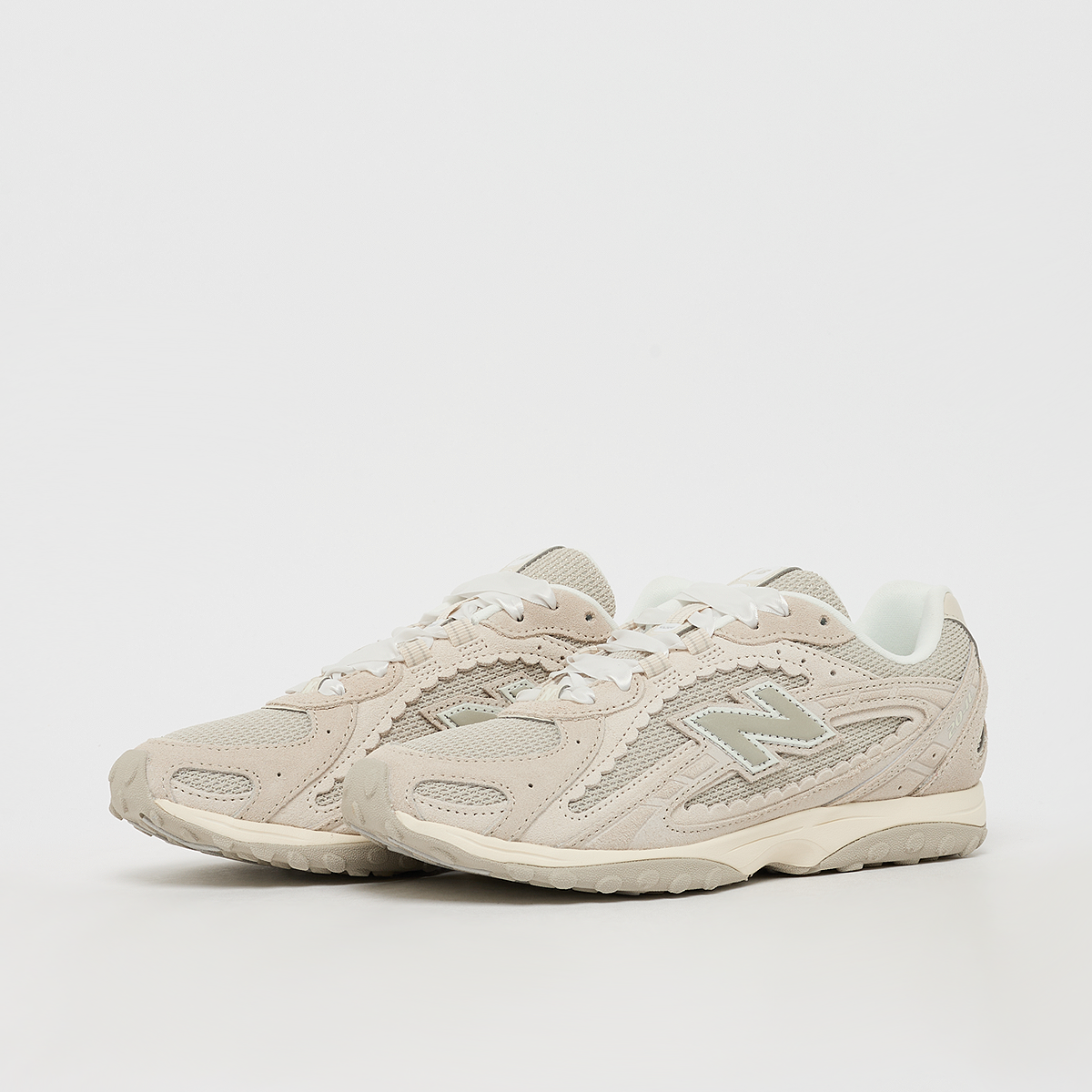Buy New Balance Wmns 204L (U204L2SZ) in beige | U204L2SZ | solebox