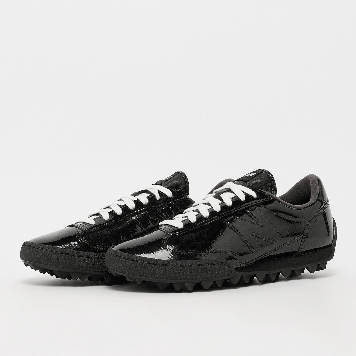 Buy New Balance Gator Run (UGTR2SV) in black | UGTR2SV | solebox