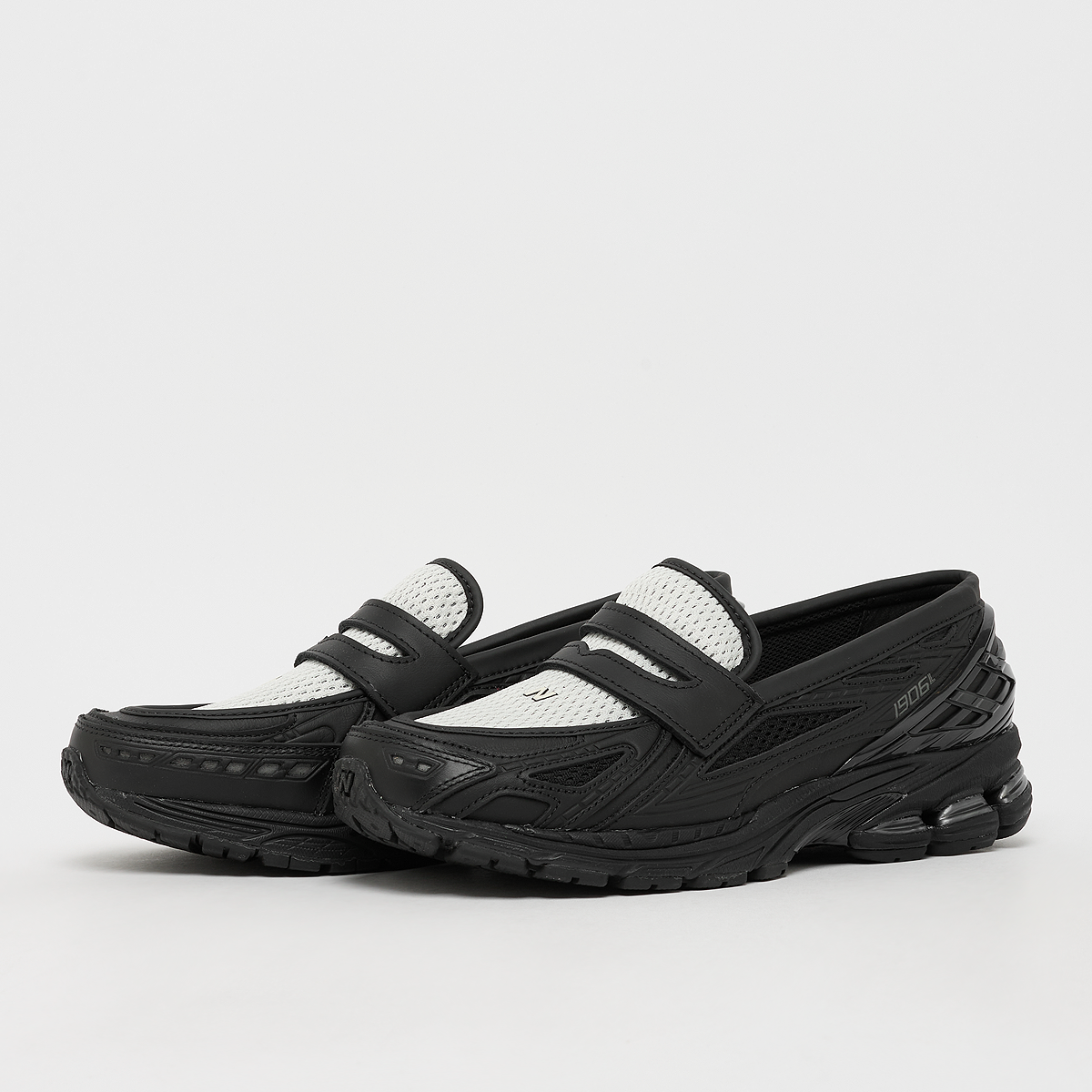 Buy New Balance 1906 Loafer (U19068G9) in black/angora | U19068G9