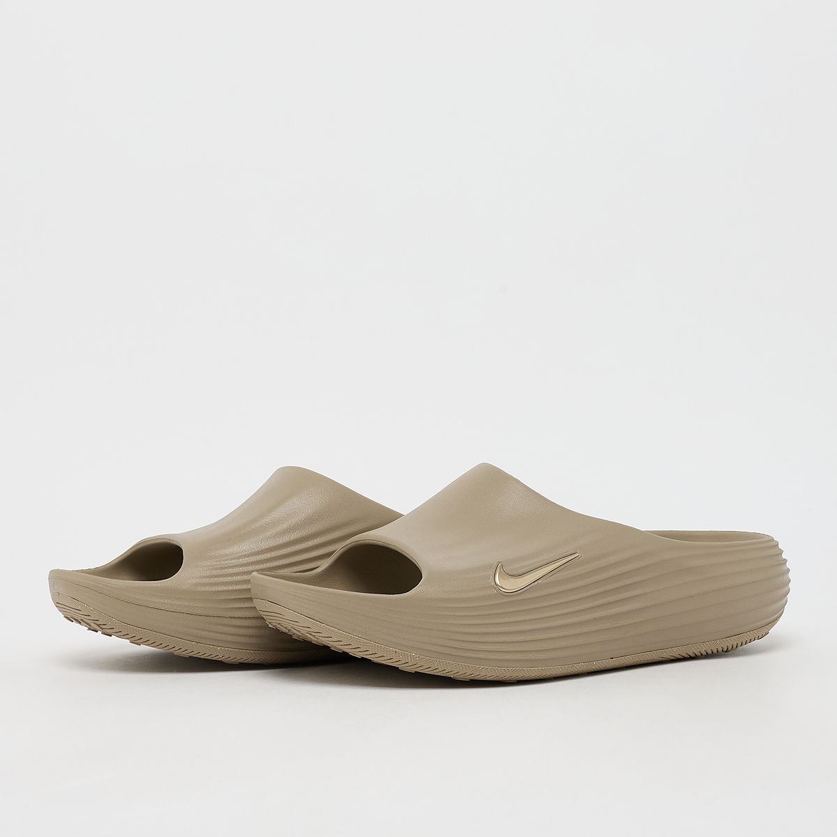 accra リボンゴム　ベージュ Buy Nike Reactx Rejuven8 Slide in beige | HV4479-200 | solebox