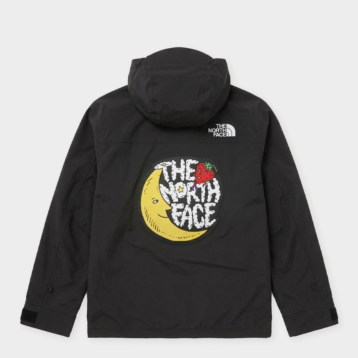 Buy The North Face x Sky High Farm Mountain Jacket in zwart