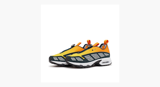 靴 Nike Air Max SNDR CANYON GOLD Nike Air Max SNDR Canyon Gold HJ8080-700