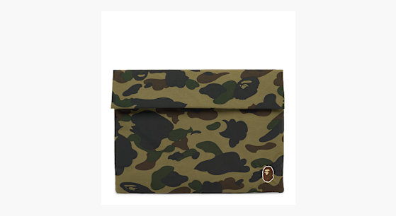 Buy A Bathing Ape 1st Camo 15 Inch PC Case green in green