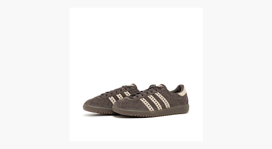 Buy adidas Originals Wmns Bermuda in dark brown/magic beige/gum5