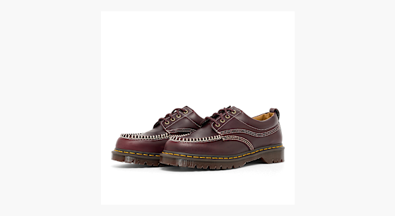 Buy Dr. Martens Lowell in cherry red | 31817600 | solebox