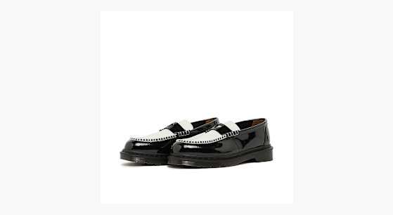 Buy Dr. Martens Wmns Penton Heart Loafer in black | 41676001 | solebox