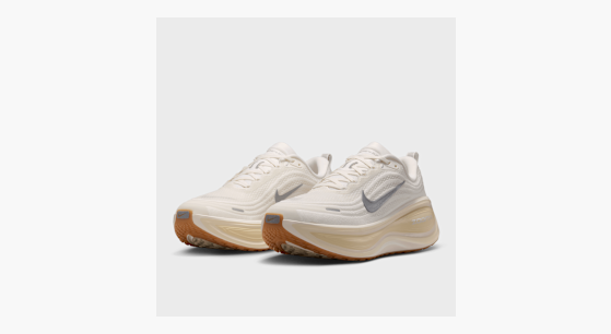 Buy Nike Vomero Plus in sail/metallic silver-coconut milk | IM8336
