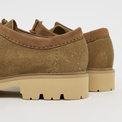 Buy Clarks Cleyhill Seam in brown | 26186419 at MBCY