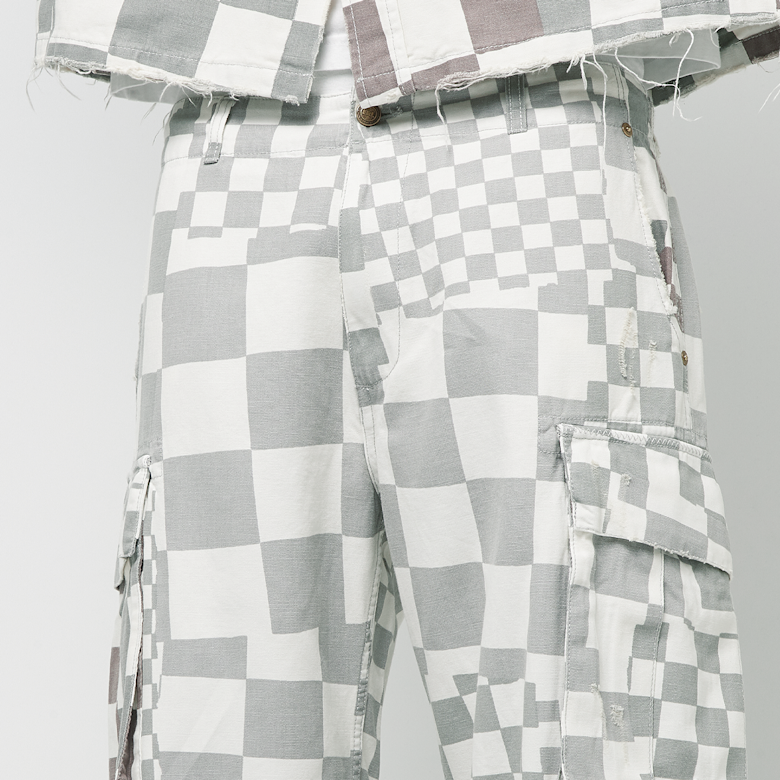 Buy ERL Unisex Printed Cargo Pants Woven in grey | ERL08P005-1 at MBCY