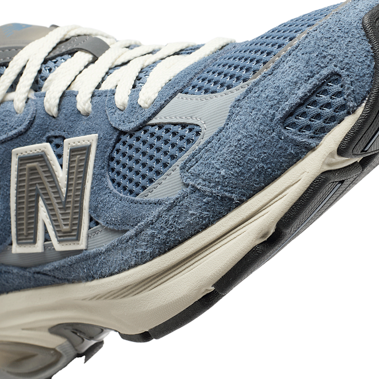 Buy New Balance 2010 (U2010WNV) in blauw | U2010WNV at MBCY