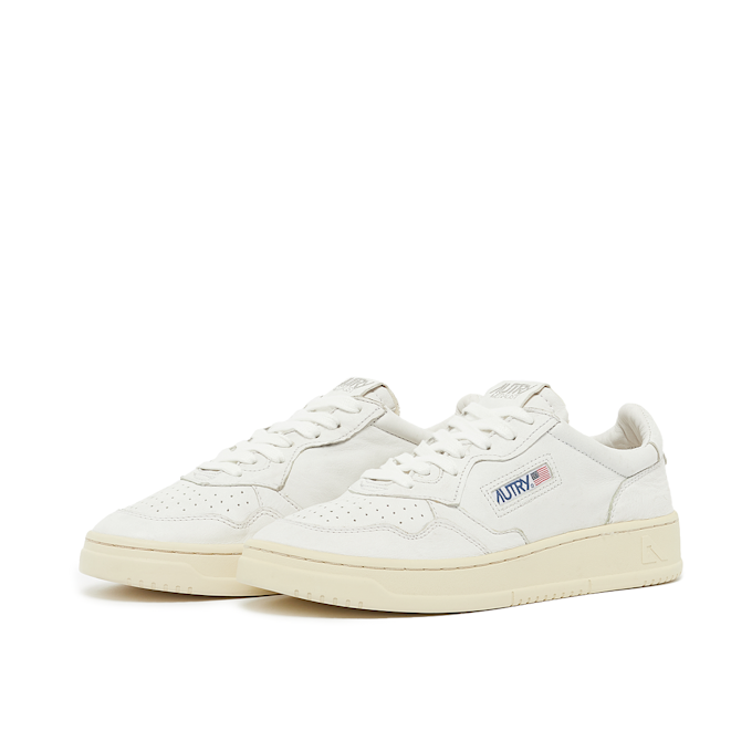 Autry Wmns 01 Low WGG04 white 67252 1
