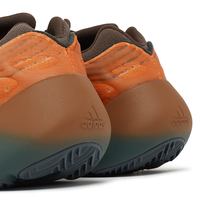 adidas Originals Wmns Yeezy 700 V3 "Copper Fade" oranje 69591 5